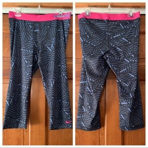 Nike Capri Length Leggings